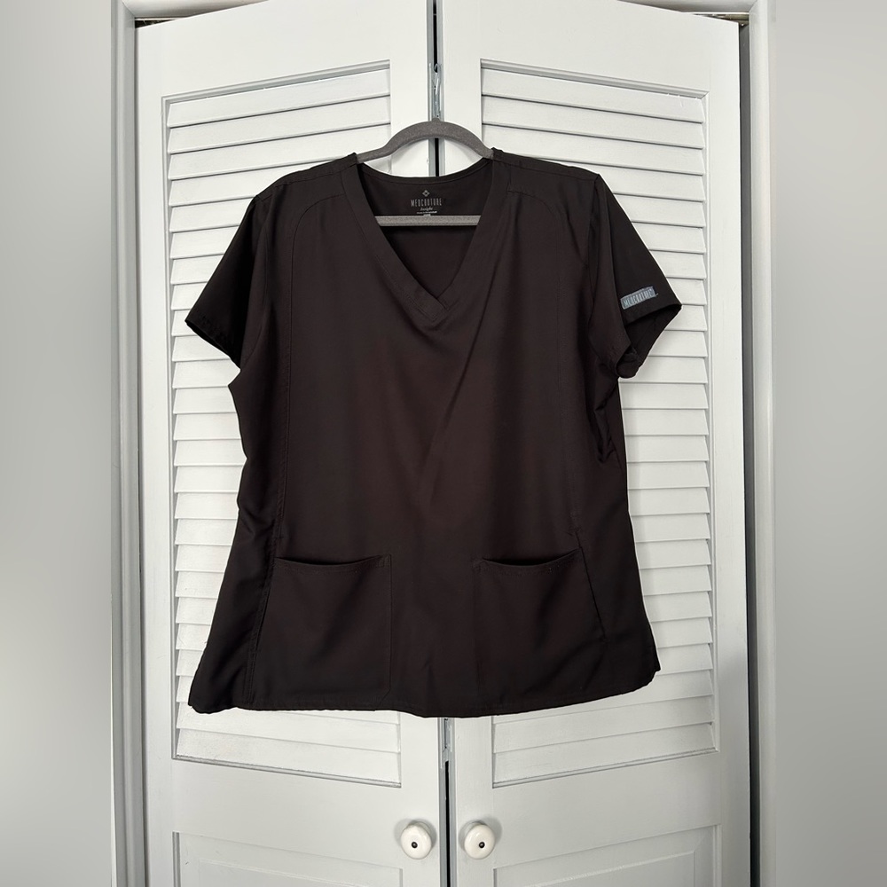 Med Couture Insight Scrub Top